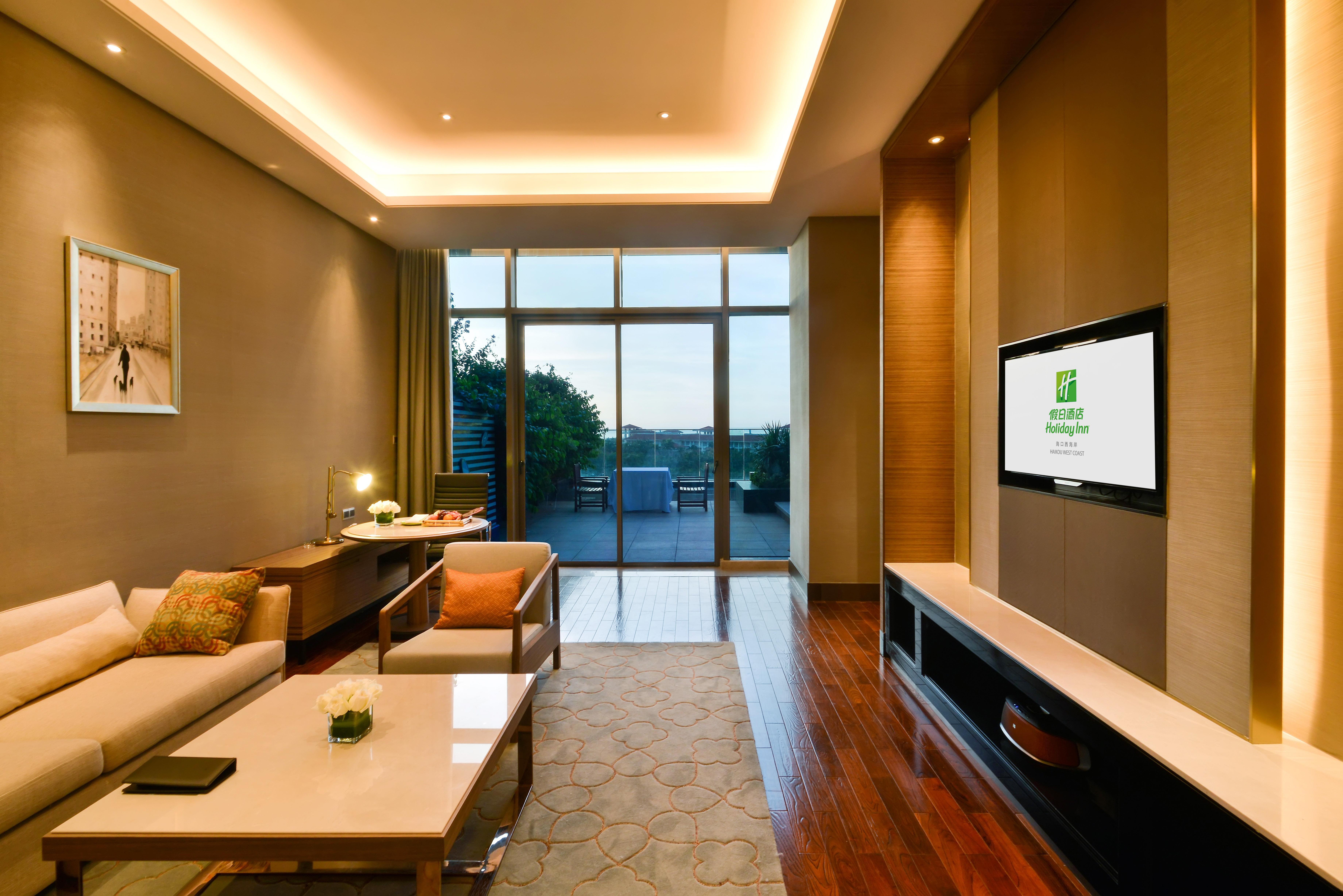 Holiday Inn Haikou West Coast By Ihg Экстерьер фото