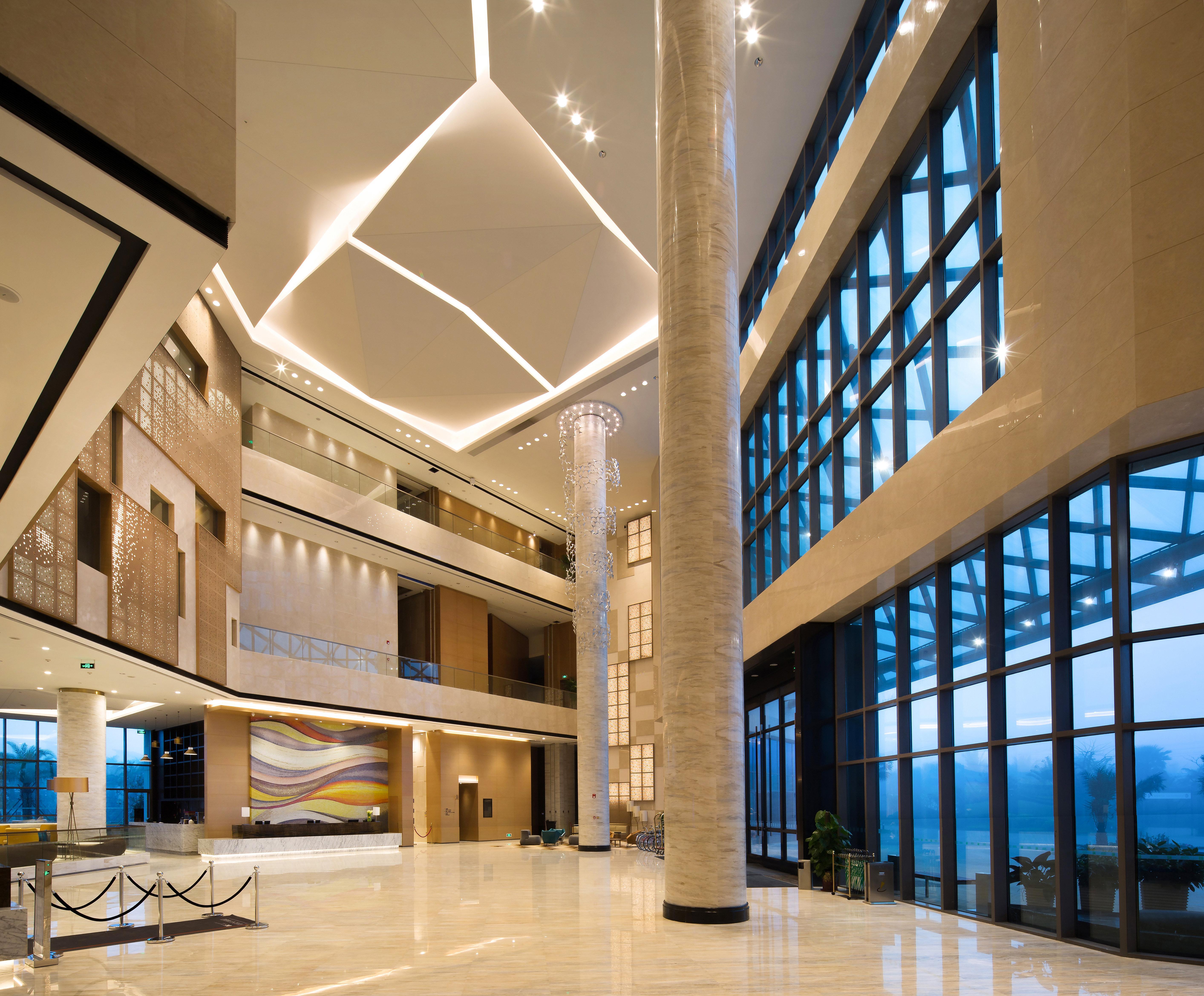 Holiday Inn Haikou West Coast By Ihg Экстерьер фото