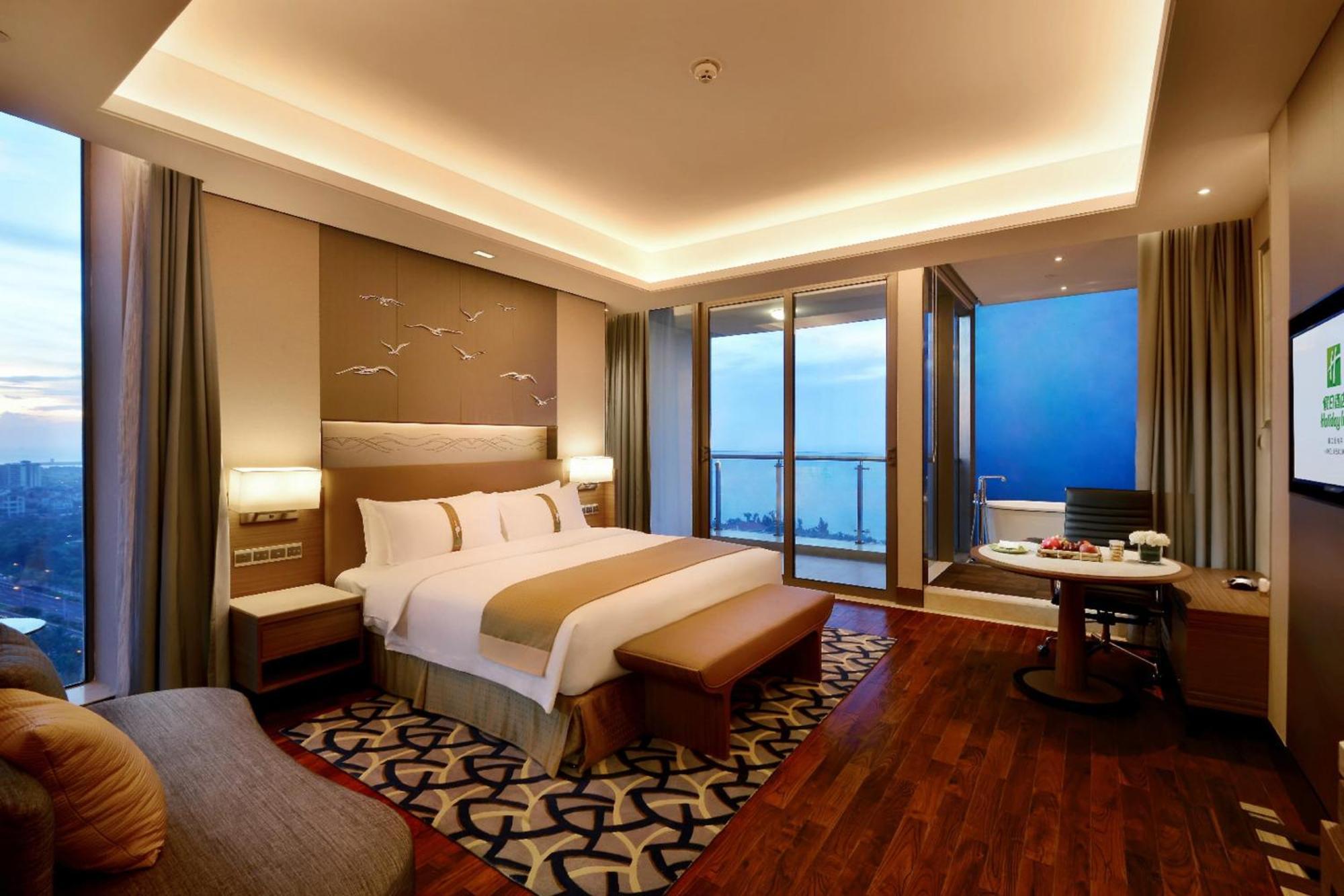 Holiday Inn Haikou West Coast By Ihg Экстерьер фото